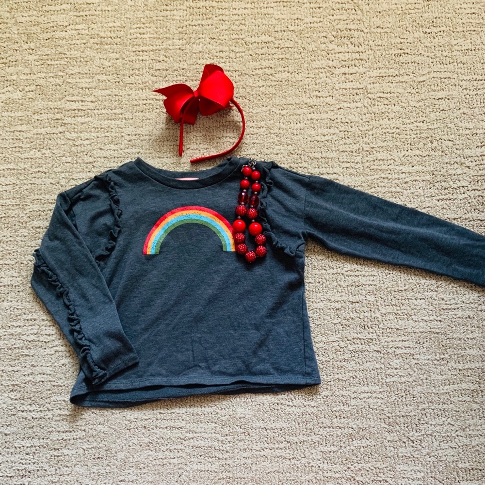 Long sleeve T-shirt/necklace/headband